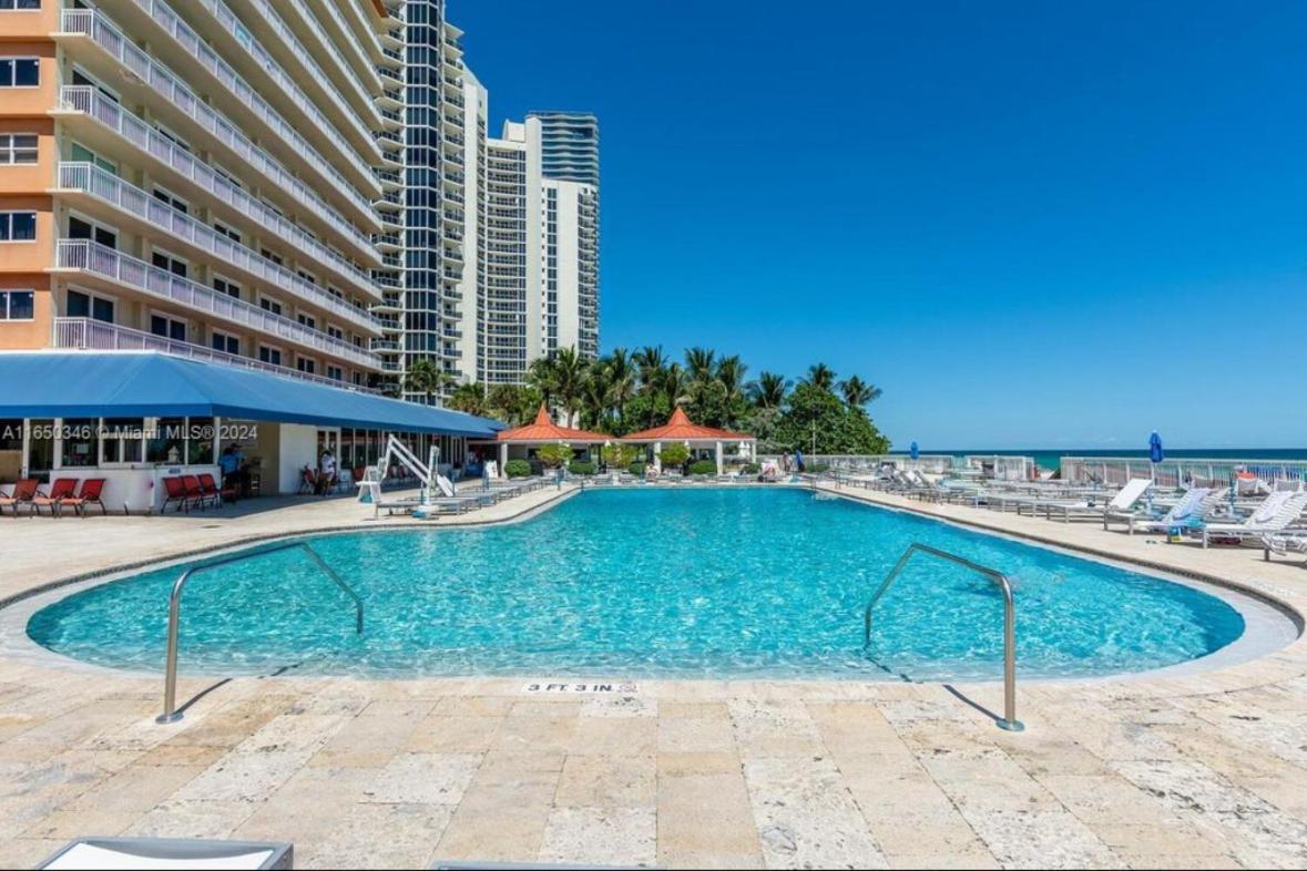 Marco Polo Beach Resort Condo With Balcony Pool, Beach,Gym,Free Parking Sunny Isles Beach Exteriér fotografie